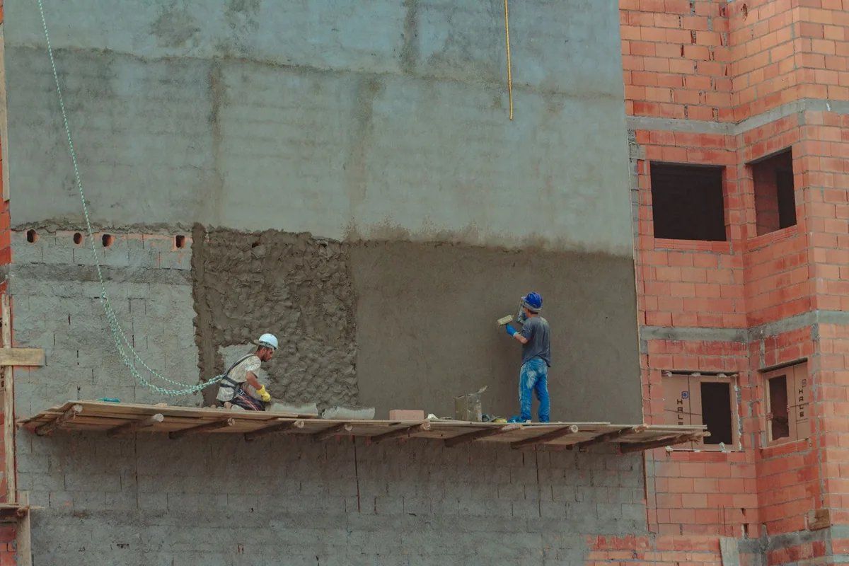 Reparación estructural del forjado de un edificio con aluminosis en una comunidad de vecinos en Las Palmas de Gran Canaria